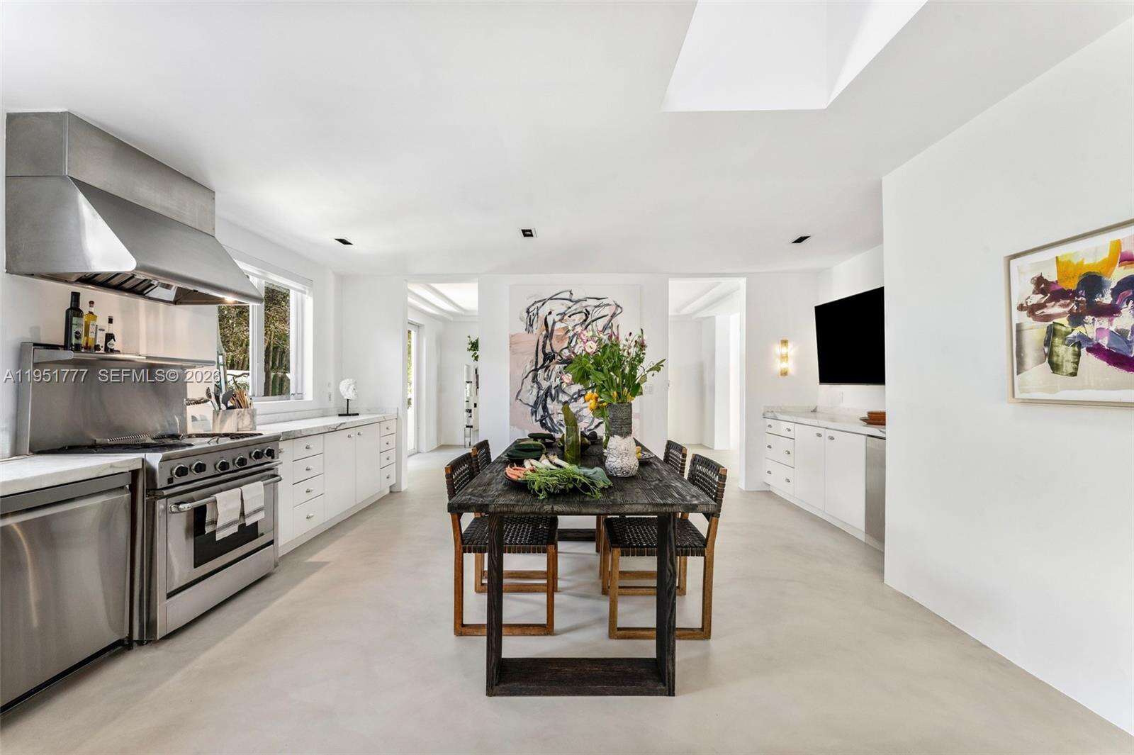 3325 Pine Tree Dr, Miami Beach, FL 33140 | Picture 6