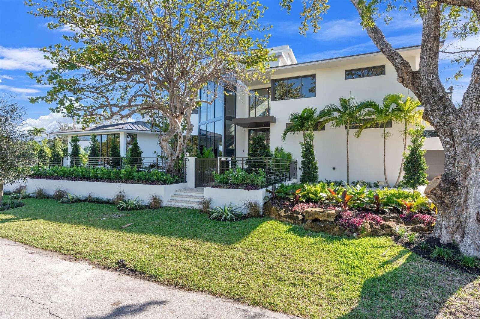 2035 Intracoastal, Fort Lauderdale, FL 33305 - For Sale photo 3