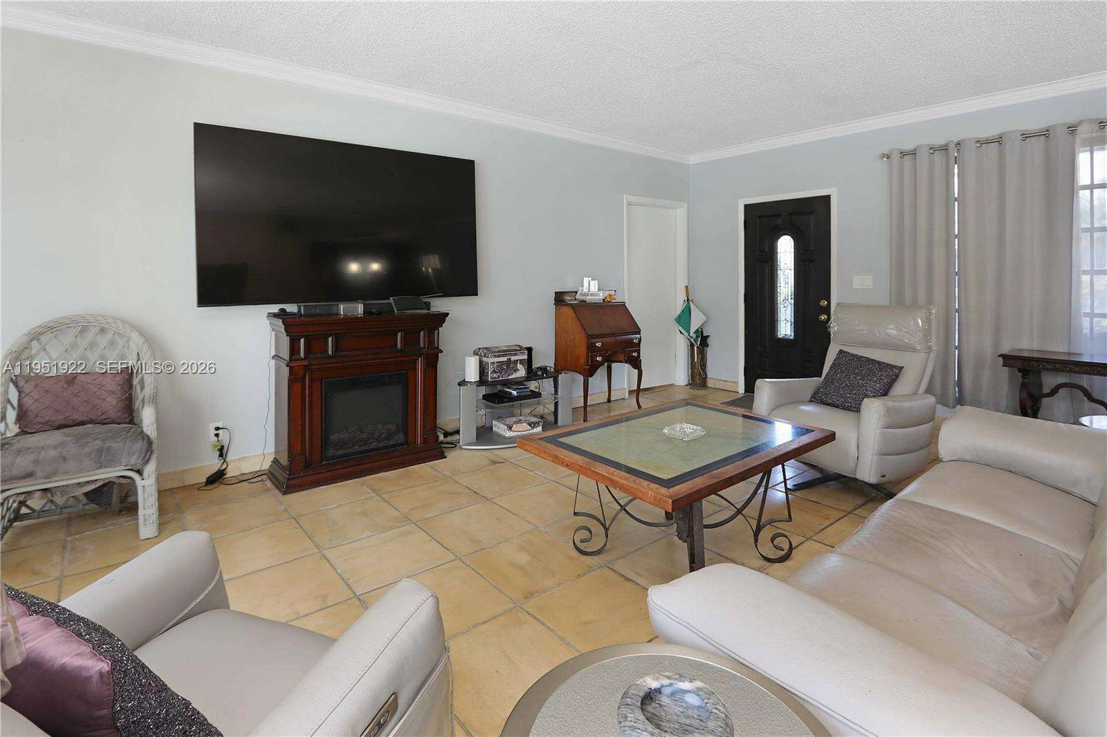 910 14th Ct, Hollywood, FL 33020 - For Sale photo 18