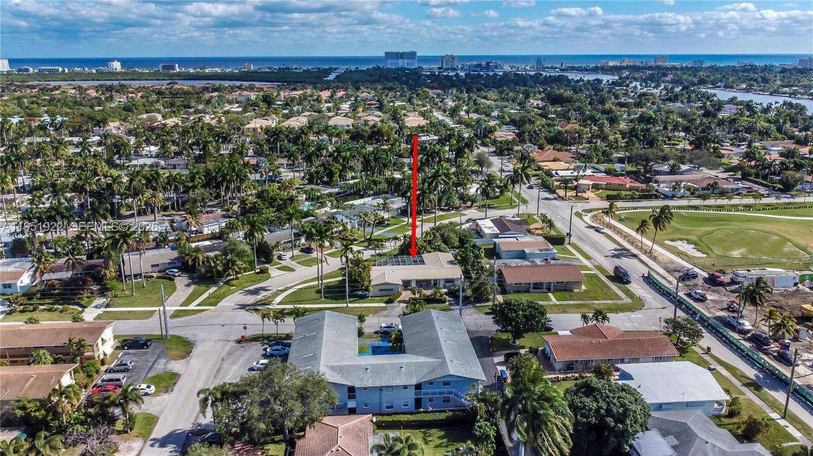 910 14th Ct, Hollywood, FL 33020 - For Sale photo 3