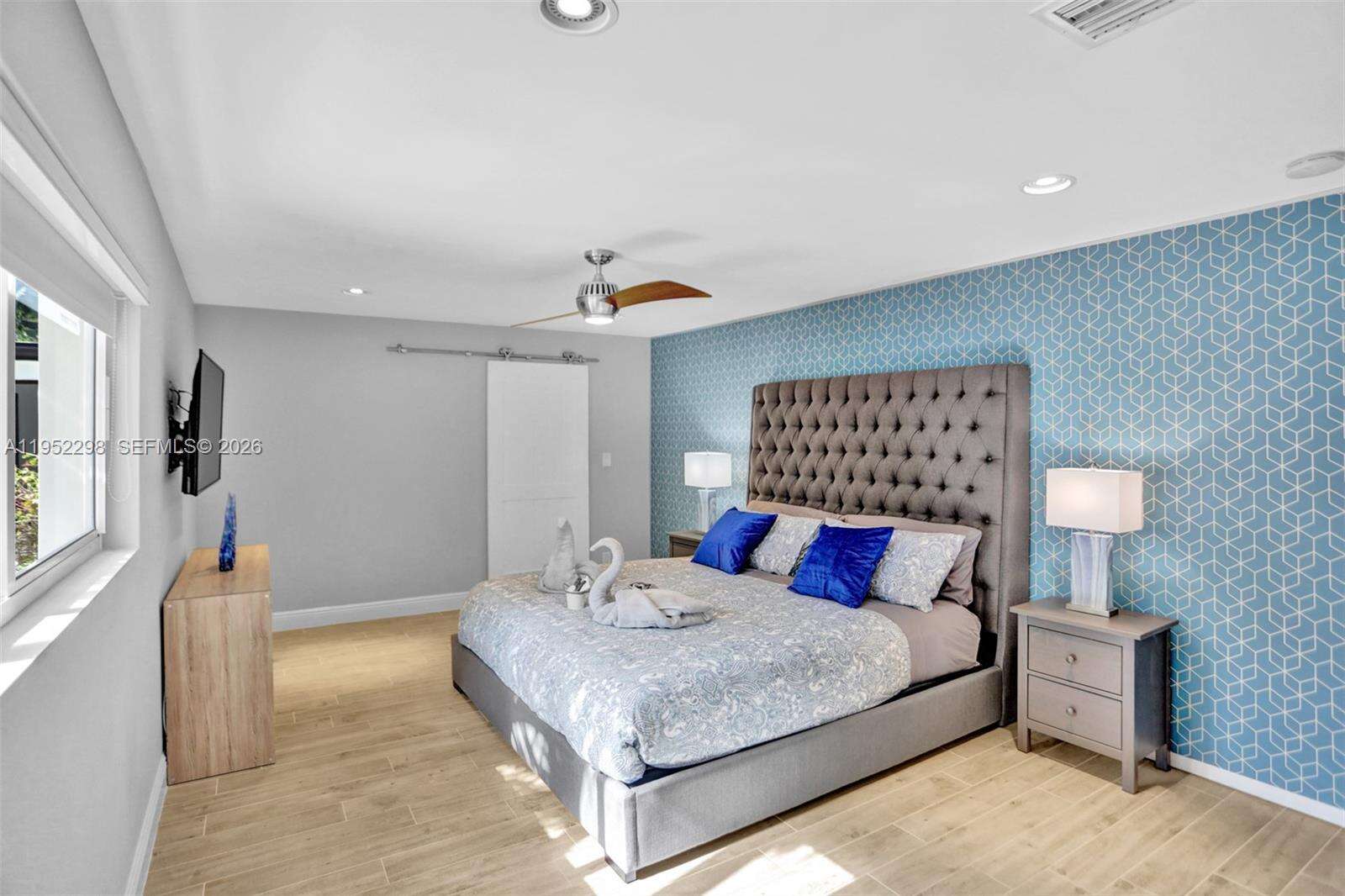 1017 Tyler St, Hollywood, FL 33019 | Picture 32