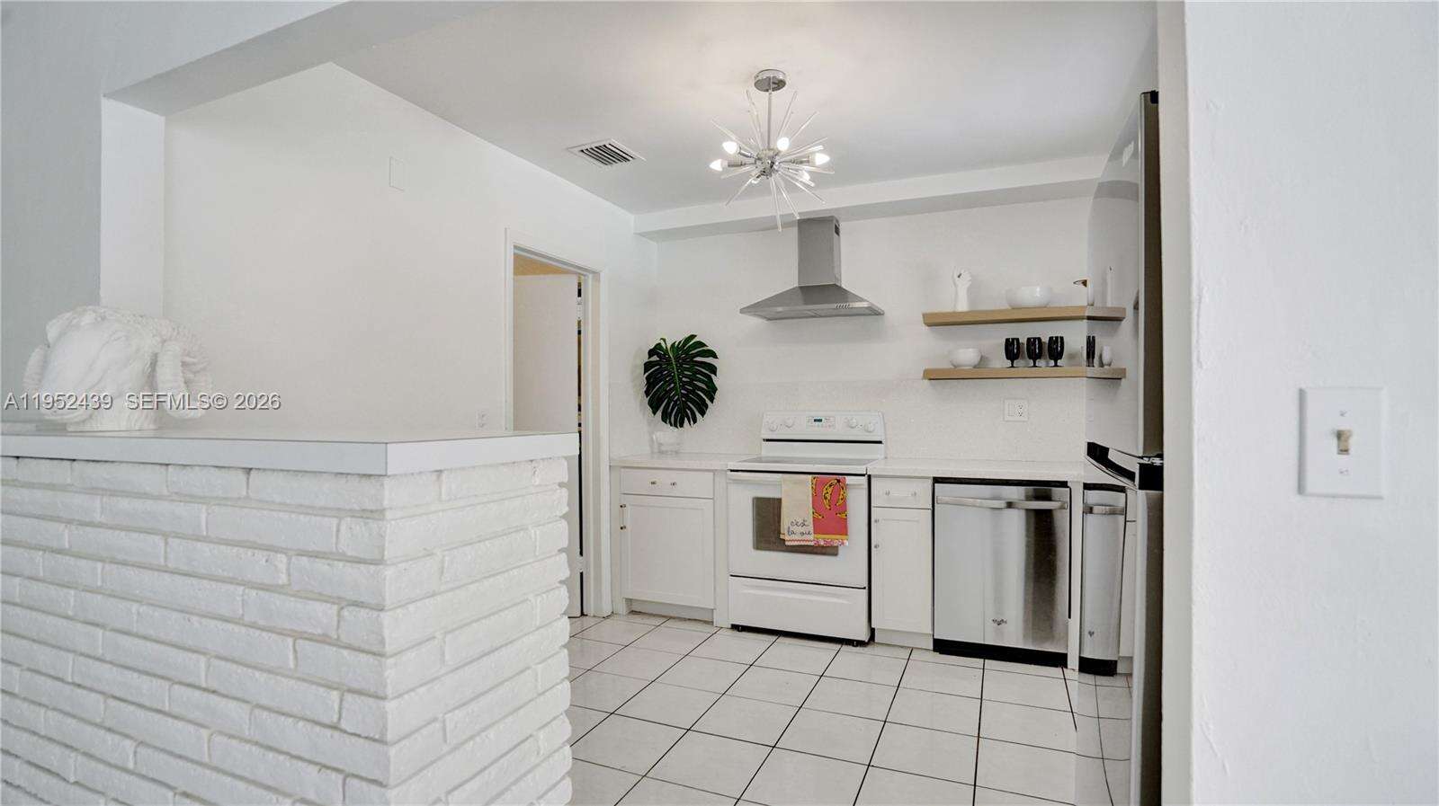 1105 31st Ct, Hollywood, FL 33021 | Picture 12