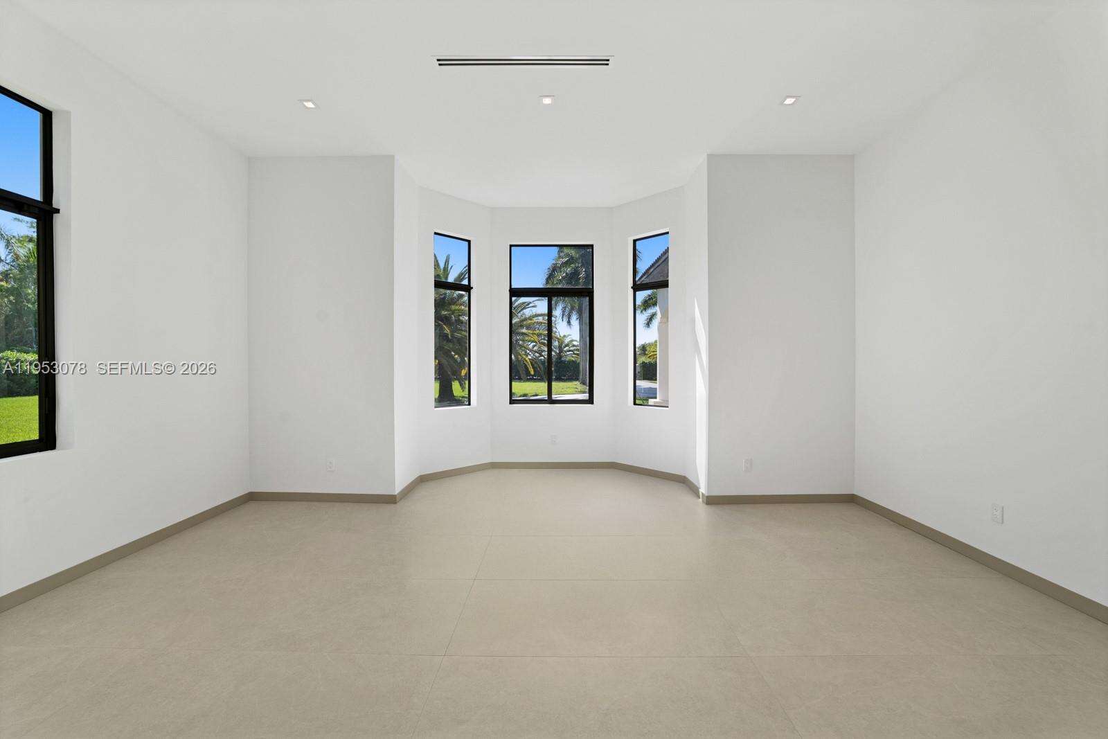 17805 158th St, Miami, FL 33187 - For Sale photo 13