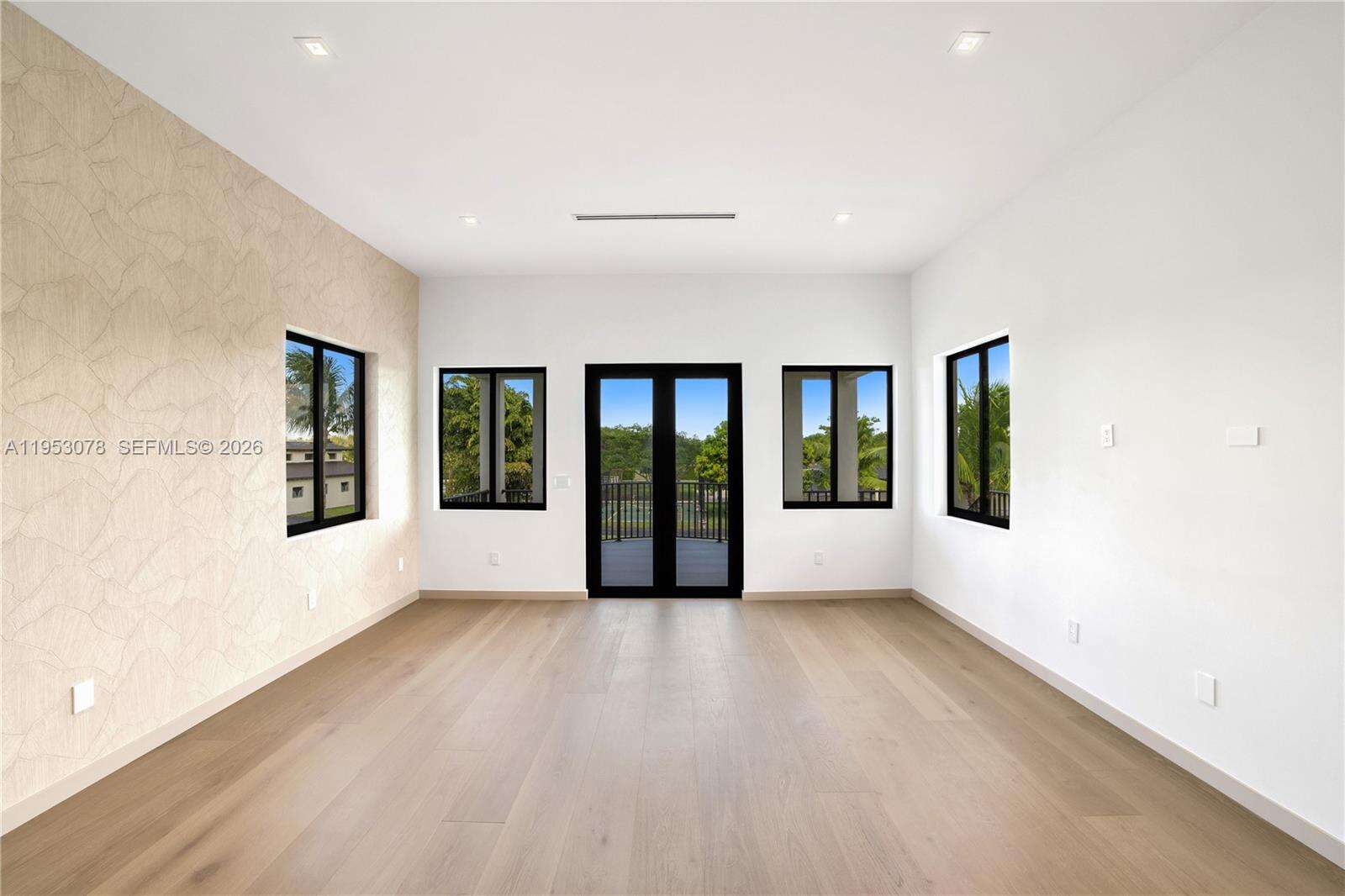 17805 158th St, Miami, FL 33187 - For Sale photo 19