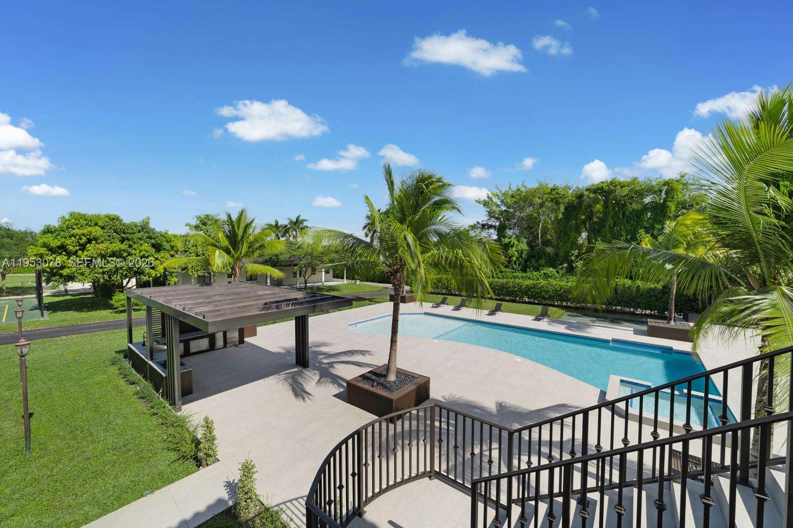 17805 158th St, Miami, FL 33187 - For Sale photo 20
