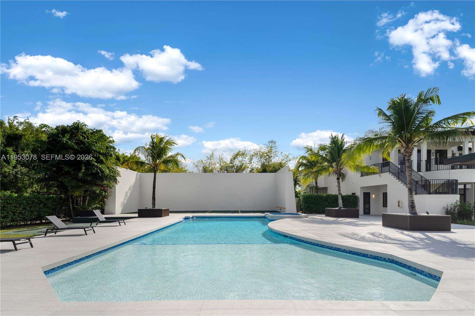 17805 158th St, Miami, FL 33187 - For Sale photo 31
