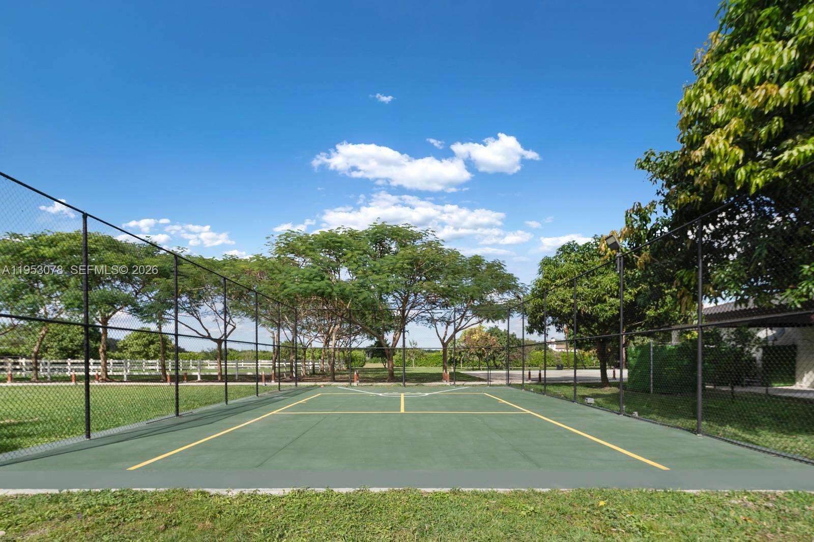 17805 158th St, Miami, FL 33187 - For Sale photo 42