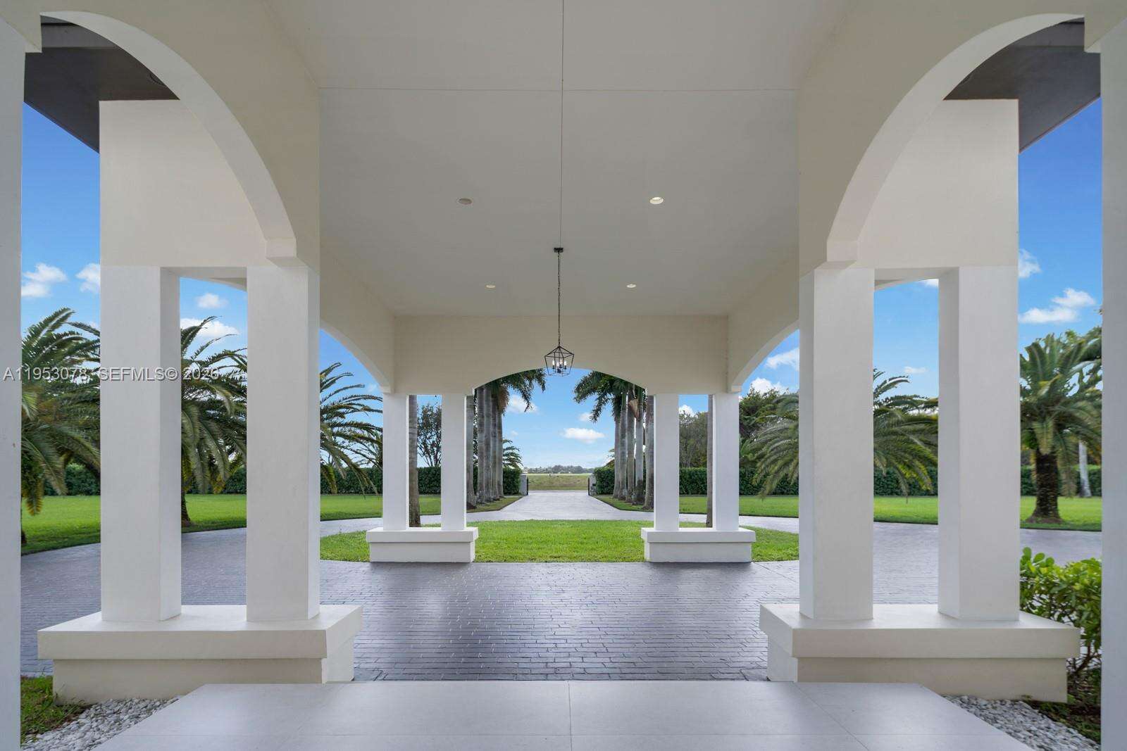 17805 158th St, Miami, FL 33187 - For Sale photo 7