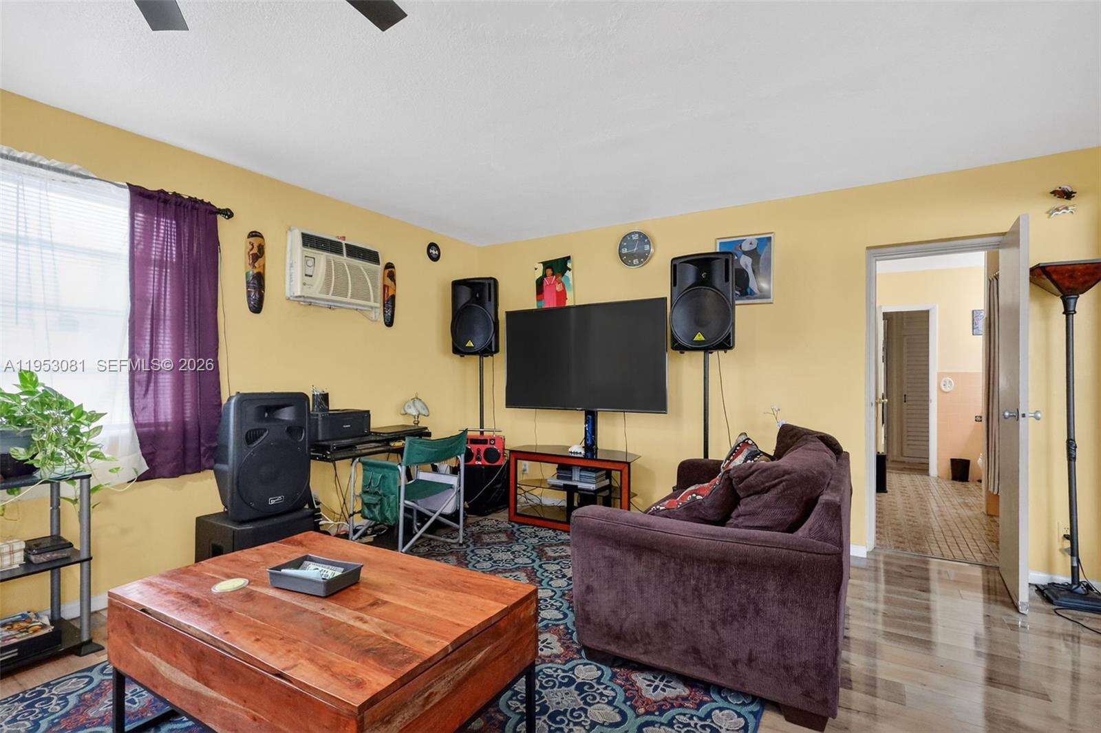 6861 1st Ct, Pembroke Pines, FL 33023 - For Sale photo 12