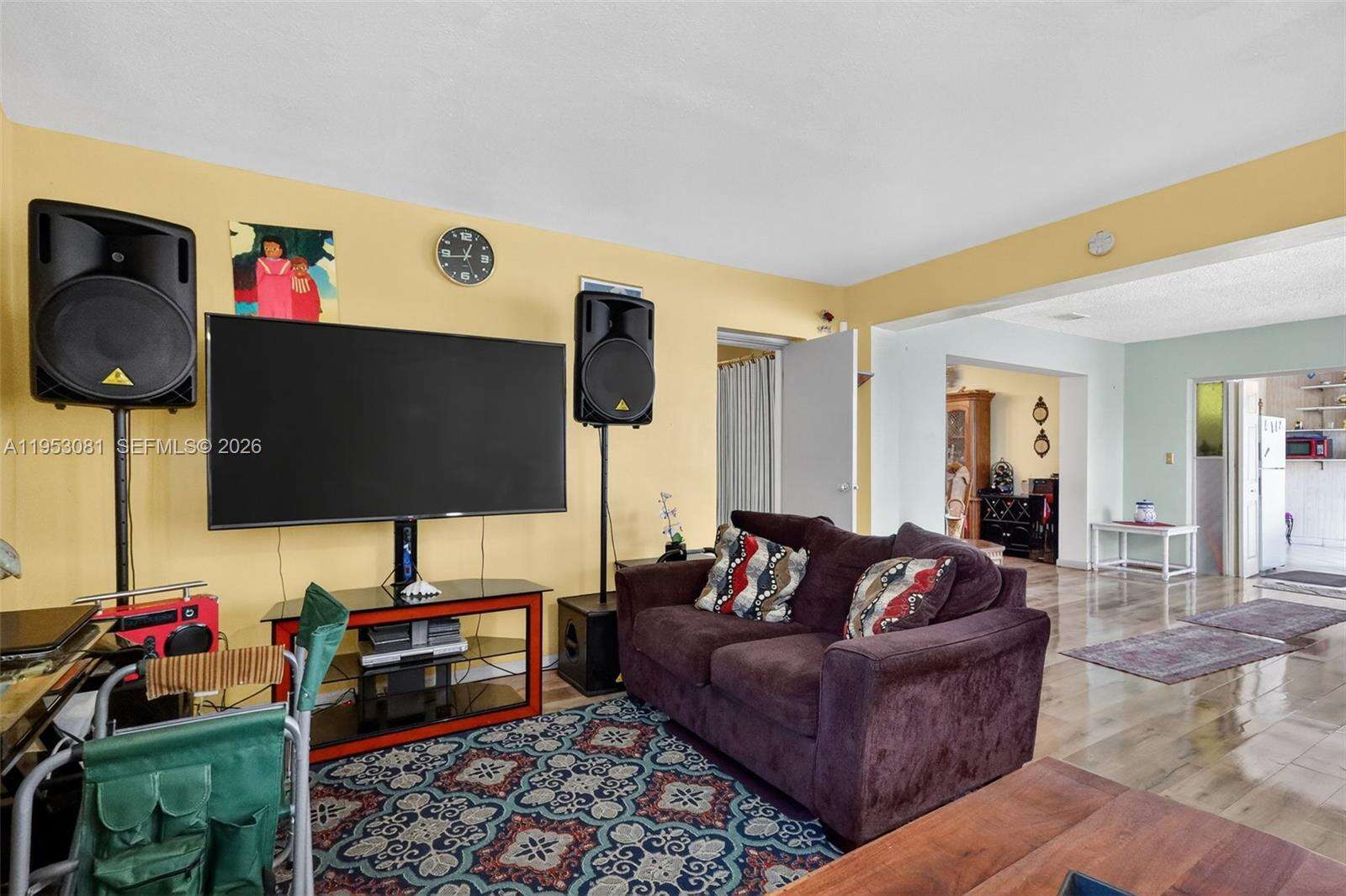 6861 1st Ct, Pembroke Pines, FL 33023 - For Sale photo 13