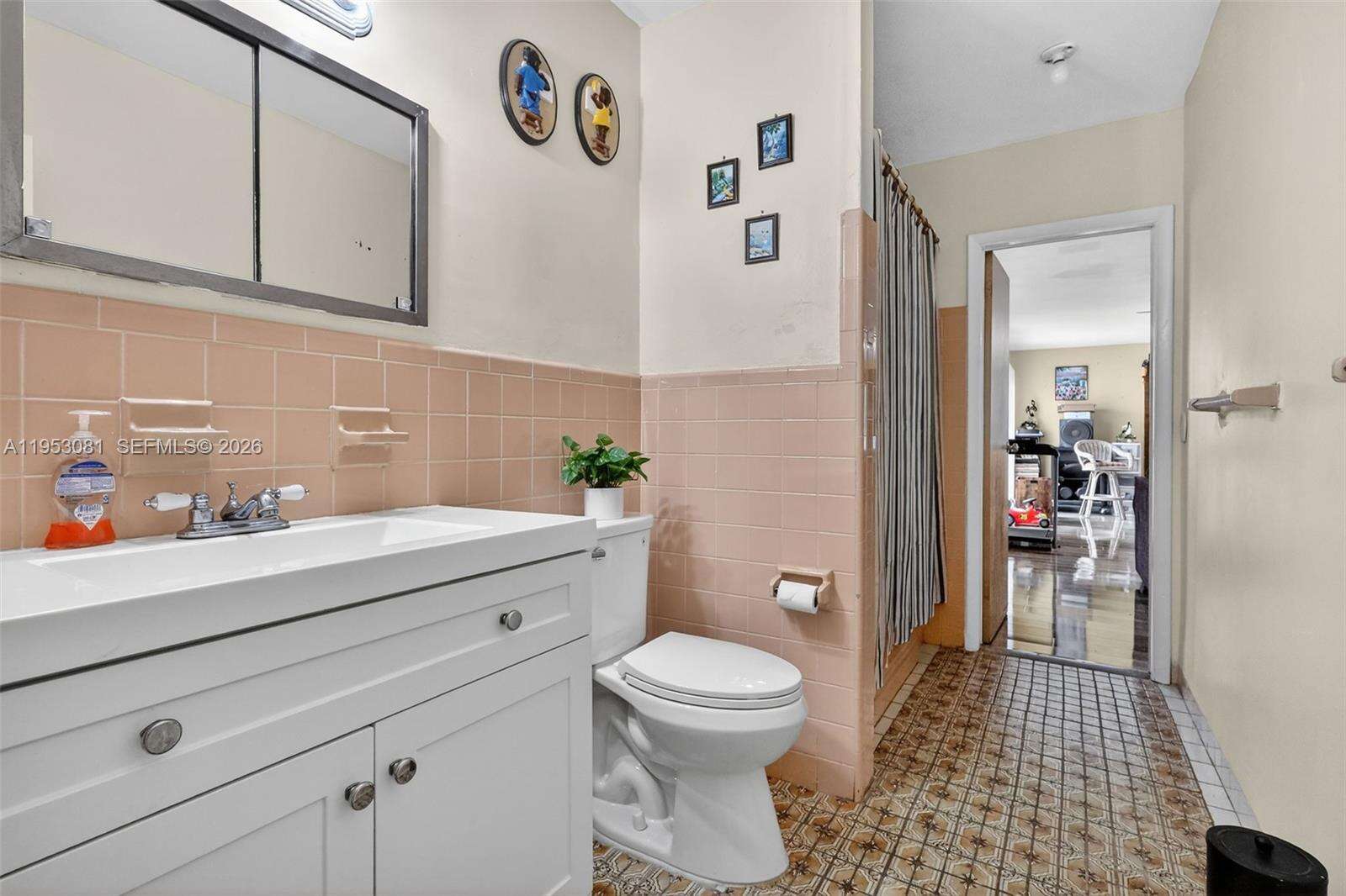 6861 1st Ct, Pembroke Pines, FL 33023 - For Sale photo 28