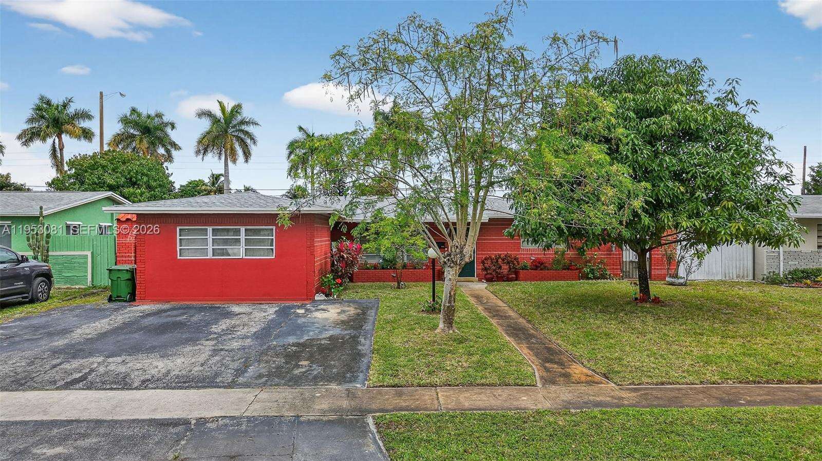 6861 1st Ct, Pembroke Pines, FL 33023 - For Sale photo 38
