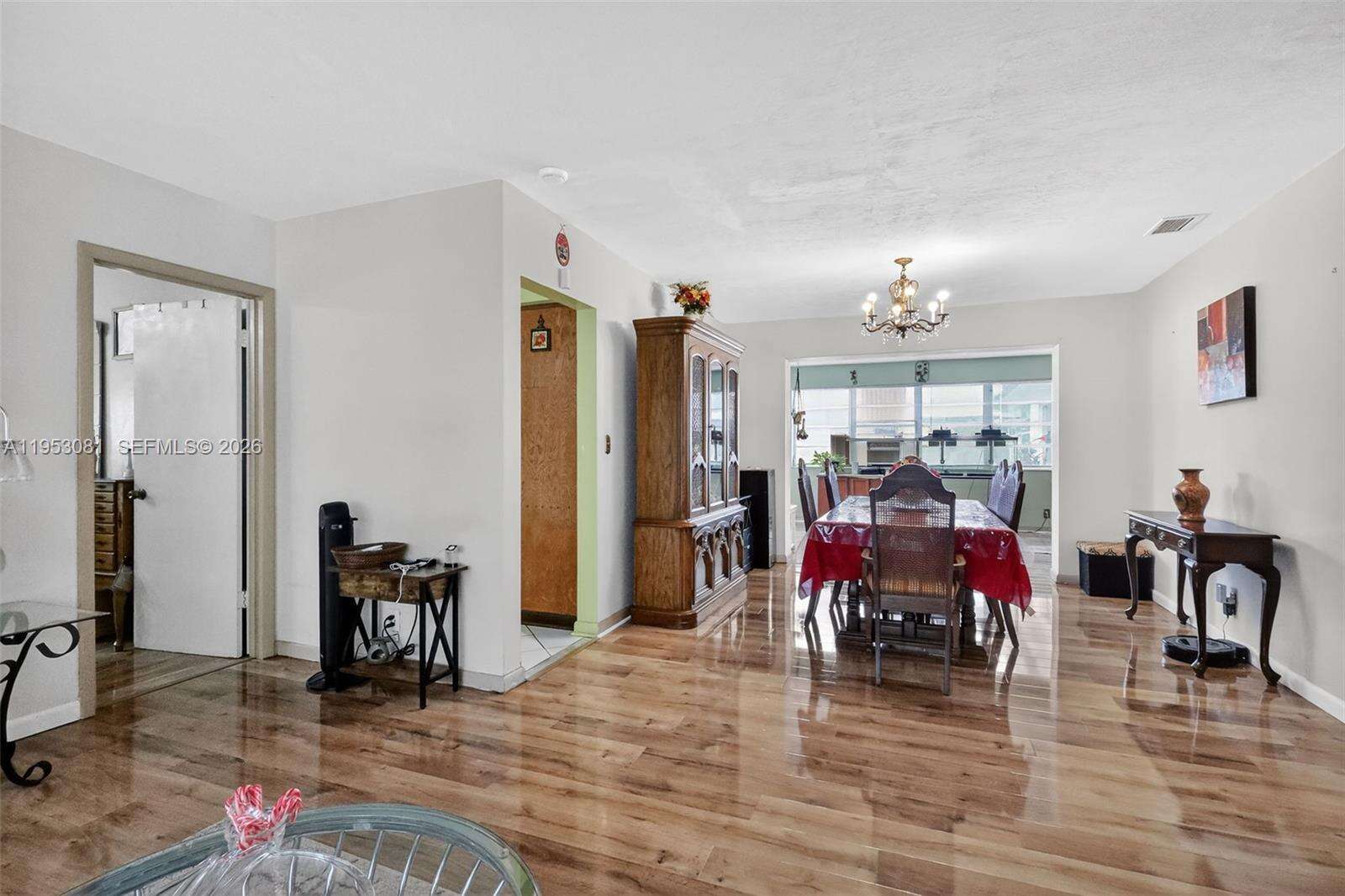 6861 1st Ct, Pembroke Pines, FL 33023 - For Sale photo 7