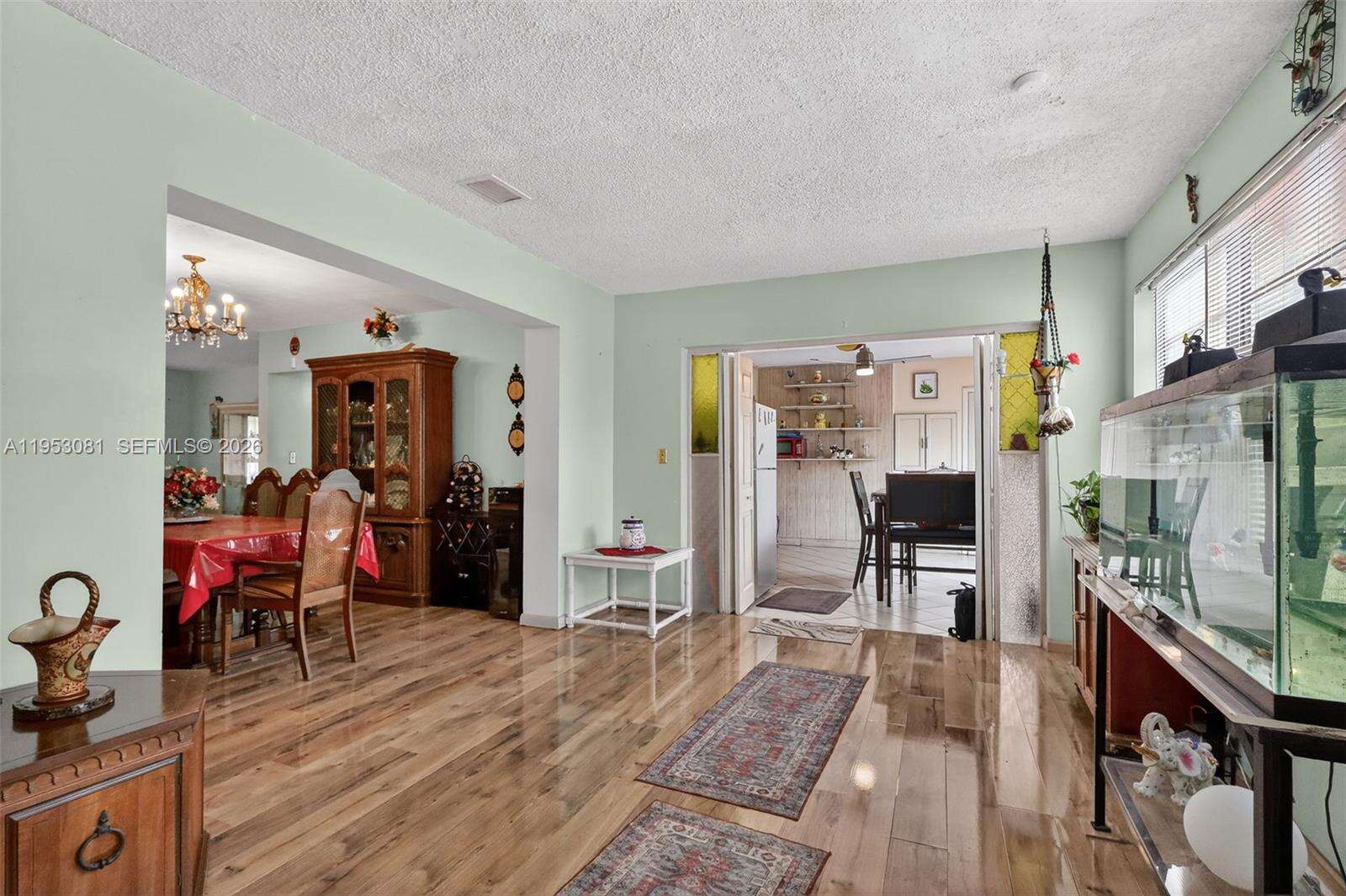 6861 1st Ct, Pembroke Pines, FL 33023 - For Sale photo 10