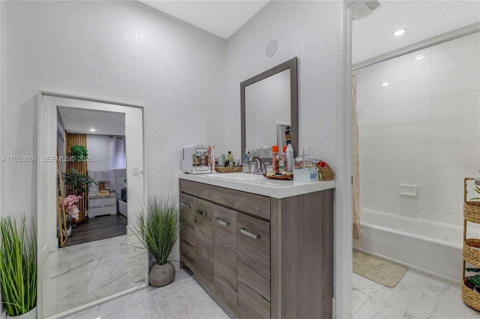 5712 Monroe St, Hollywood, FL 33023 - For Sale photo 14