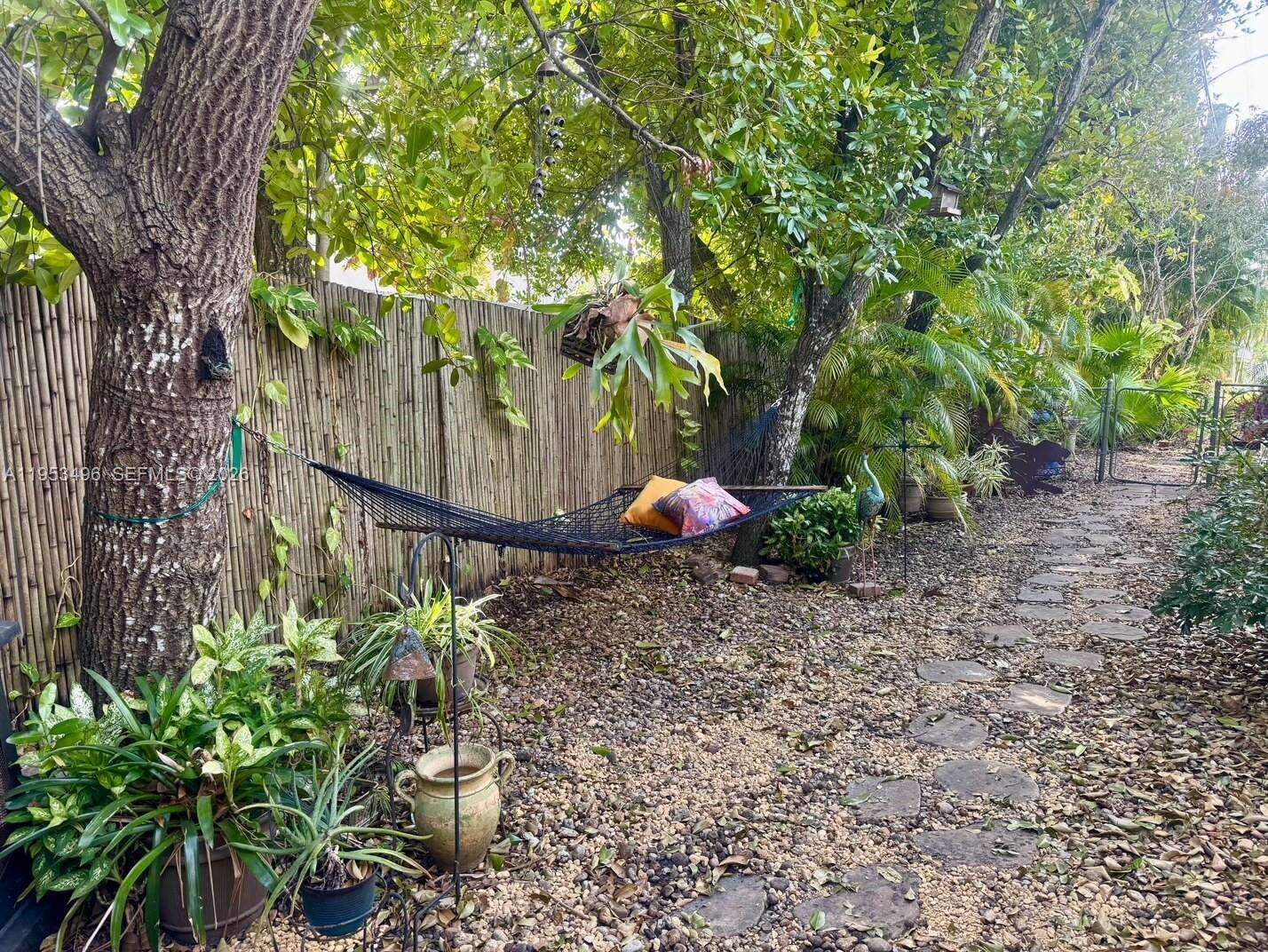 1237 Garfield St, Hollywood, FL 33019 | Picture 33