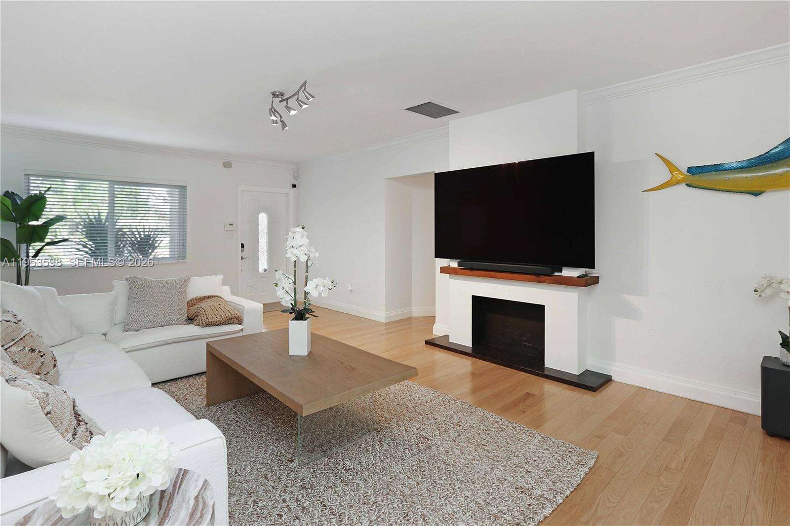 1242 Buchanan St, Hollywood, FL 33019 | Picture 4