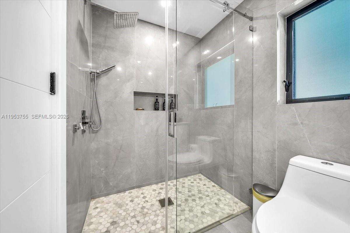 1356 Madison St, Hollywood, FL 33019 | Picture 15