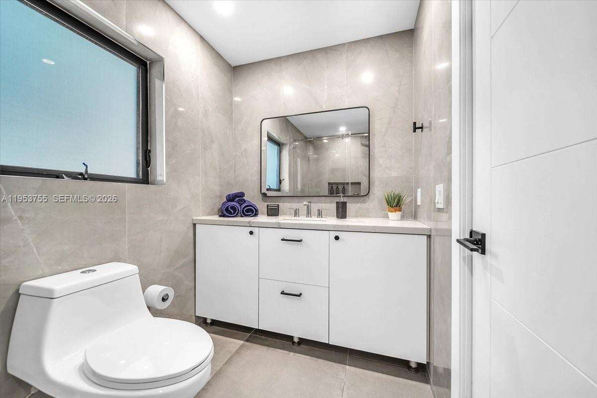 1356 Madison St, Hollywood, FL 33019 | Picture 16