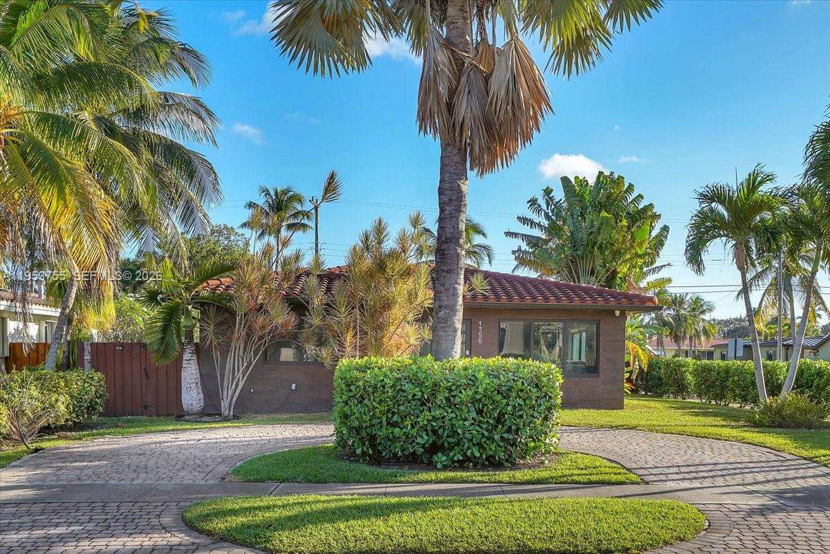 1356 Madison St, Hollywood, FL 33019 | Picture 26