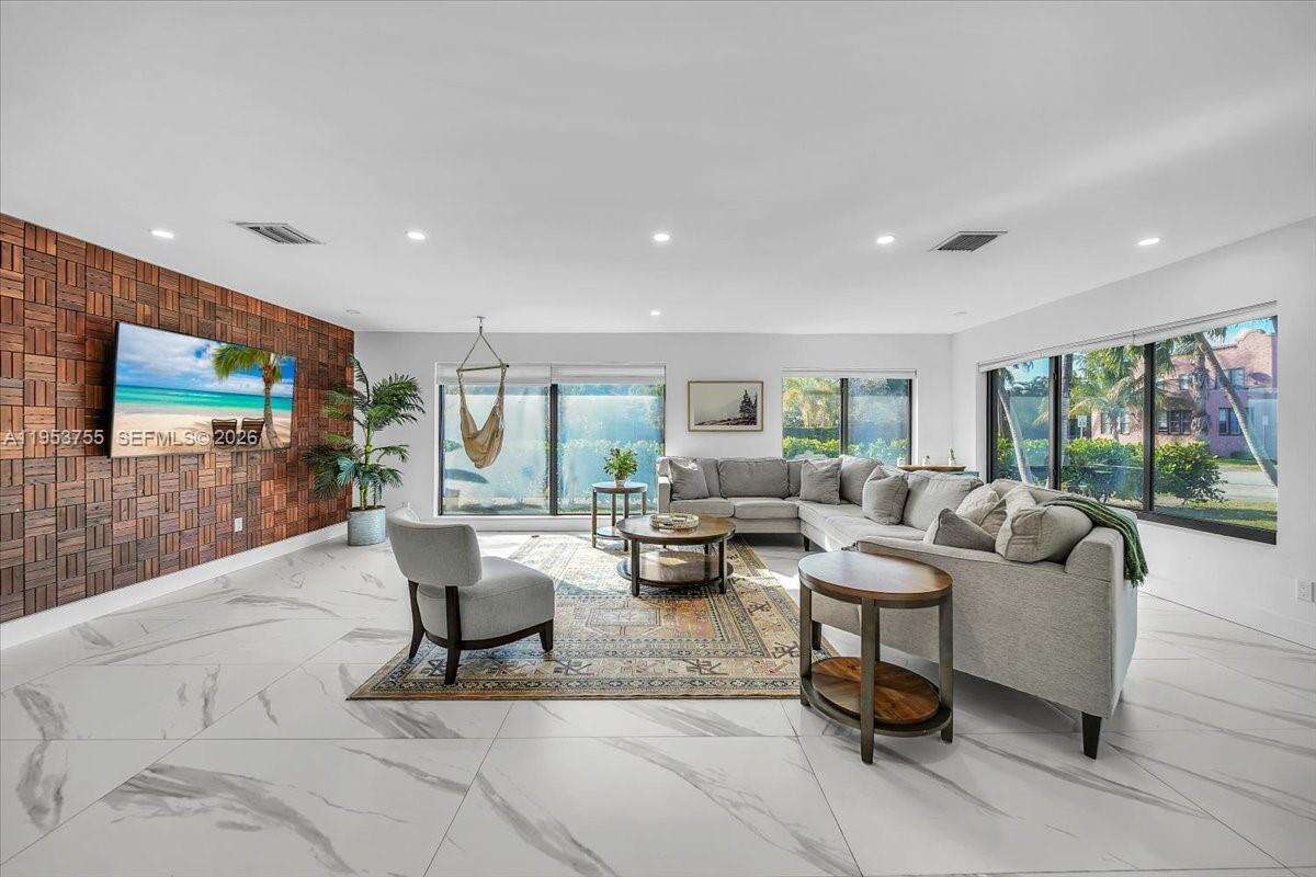 1356 Madison St, Hollywood, FL 33019 | Picture 7