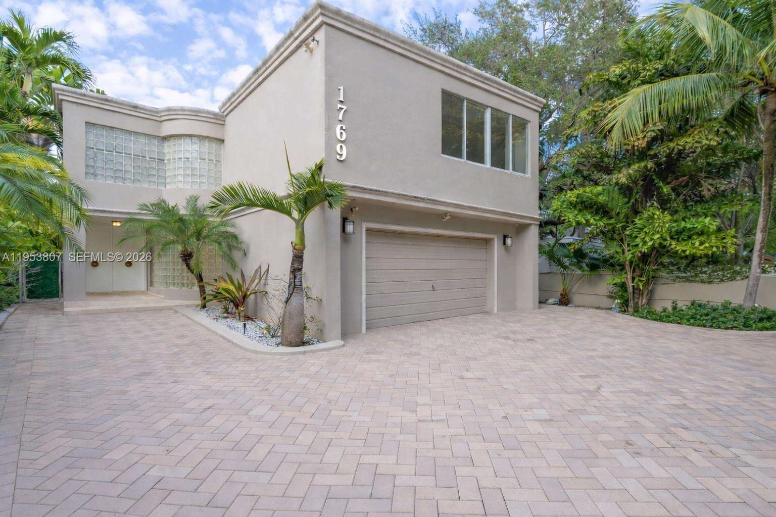 1769 Wa Kee Na Dr, Miami, FL 33133 | Picture 1