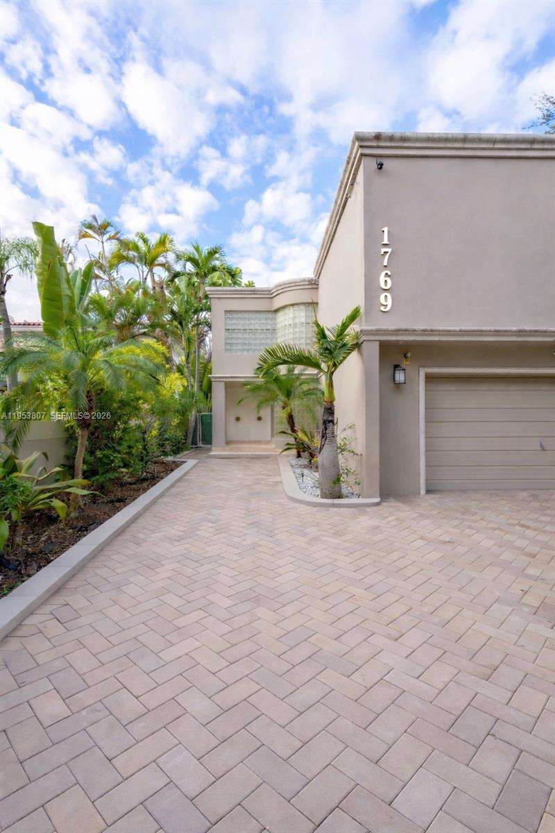 1769 Wa Kee Na Dr, Miami, FL 33133 | Picture 2