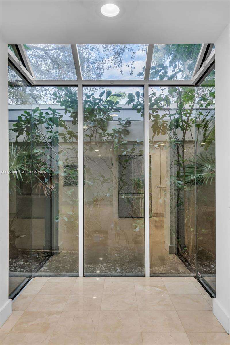 1769 Wa Kee Na Dr, Miami, FL 33133 | Picture 12