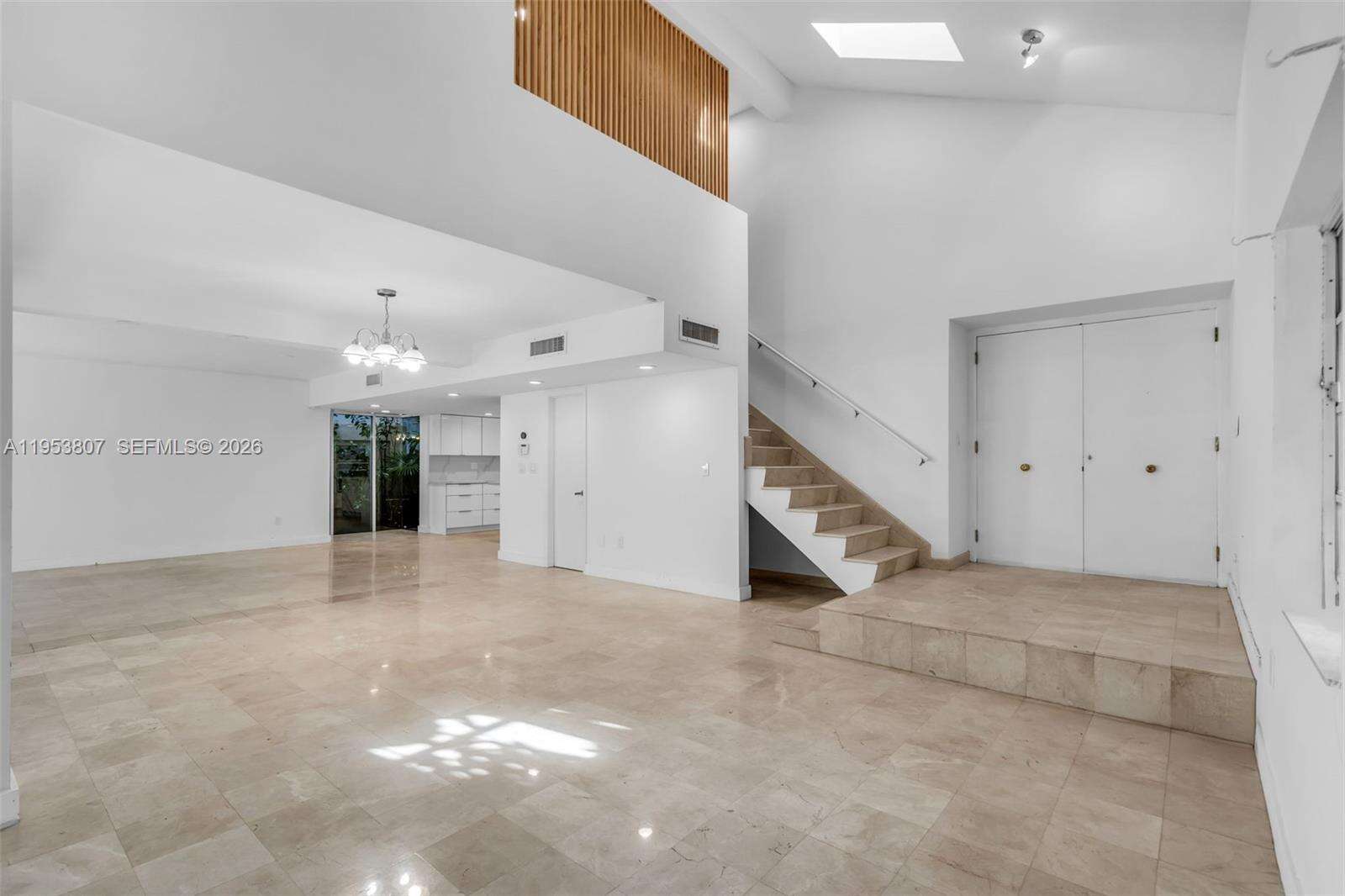 1769 Wa Kee Na Dr, Miami, FL 33133 | Picture 5