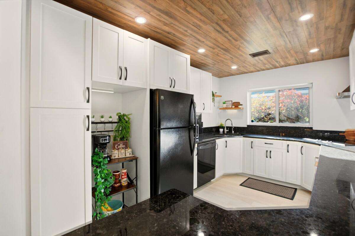 245 Tradewinds, Lauderdale By The Sea, FL 33308 - For Sale photo 21