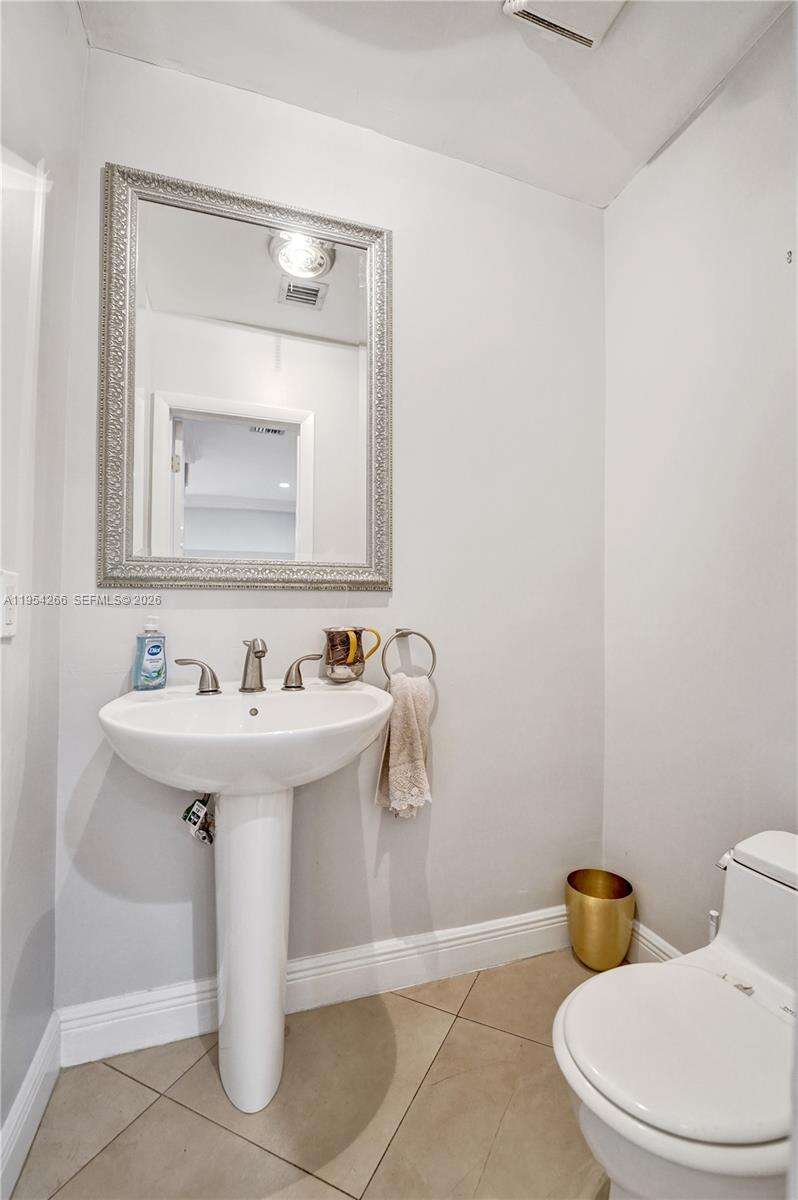 3671 47th Ave, Hollywood, FL 33021 | Picture 47