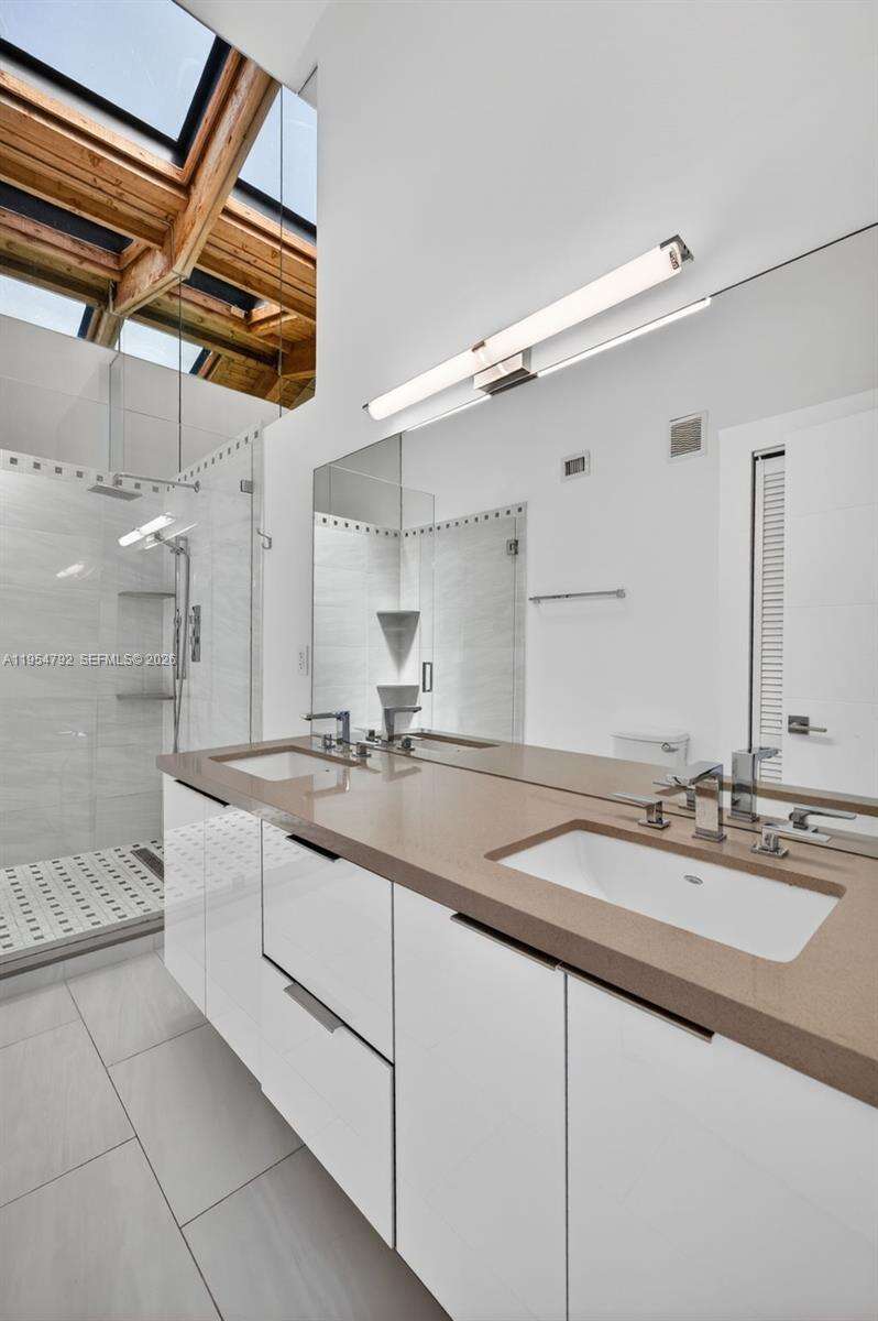 2619 Parkview Dr, Hallandale Beach, FL 33009 - For Sale photo 42
