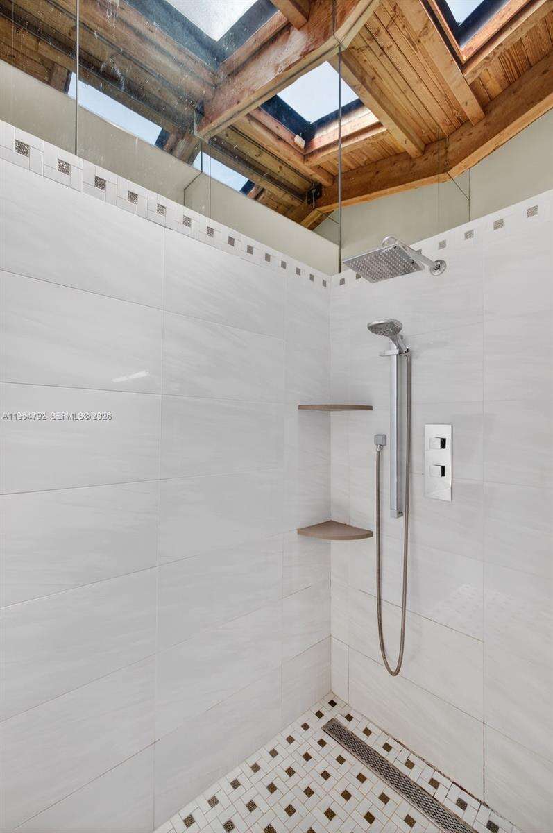 2619 Parkview Dr, Hallandale Beach, FL 33009 - For Sale photo 44