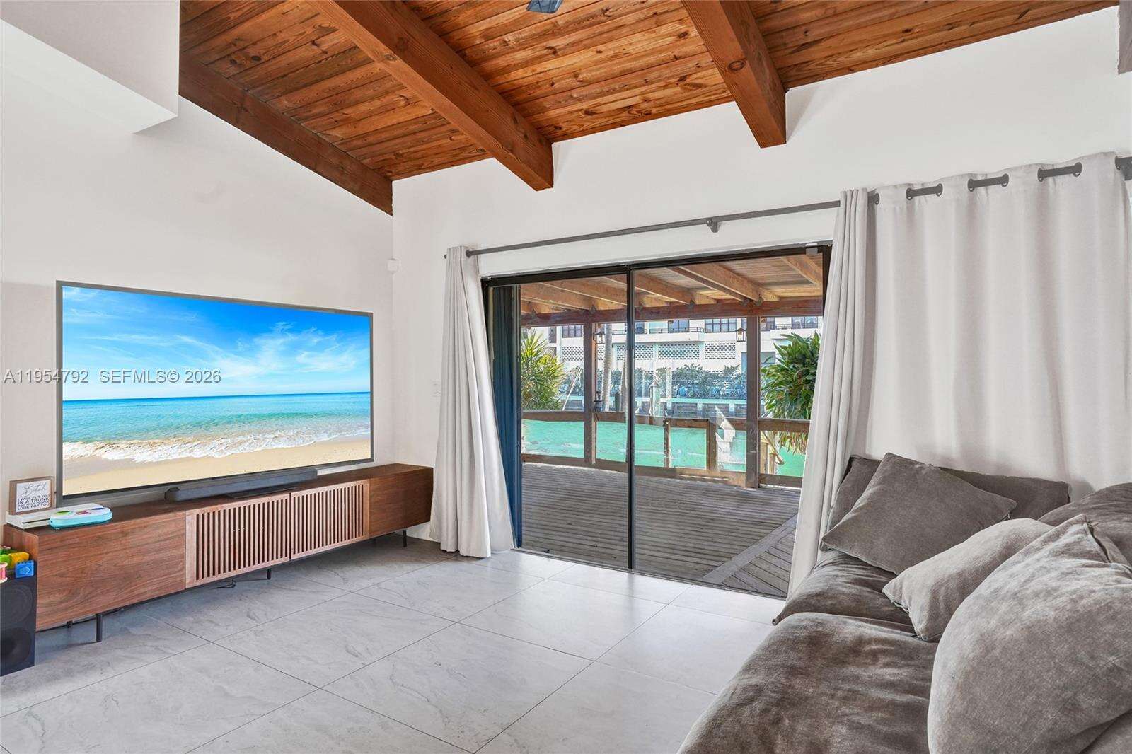 2619 Parkview Dr, Hallandale Beach, FL 33009 | Picture 7