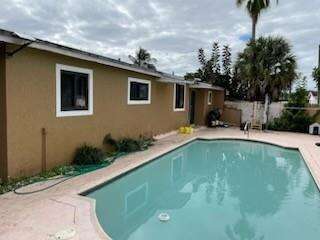 301 66th, Hollywood, FL 33024 - For Sale photo 4