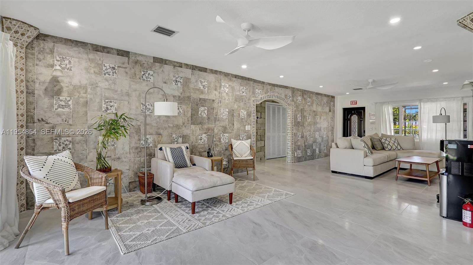 1311 Pierce St, Hollywood, FL 33019 | Picture 9