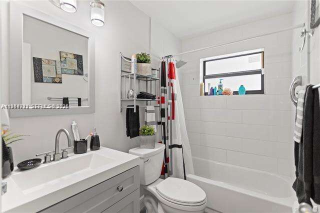2407 Dewey St, Hollywood, FL 33020 - For Sale photo 24