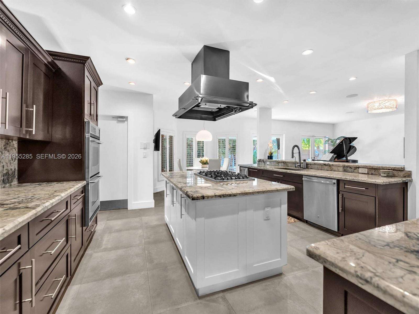 1254 Madison St, Hollywood, FL 33019 | Picture 18