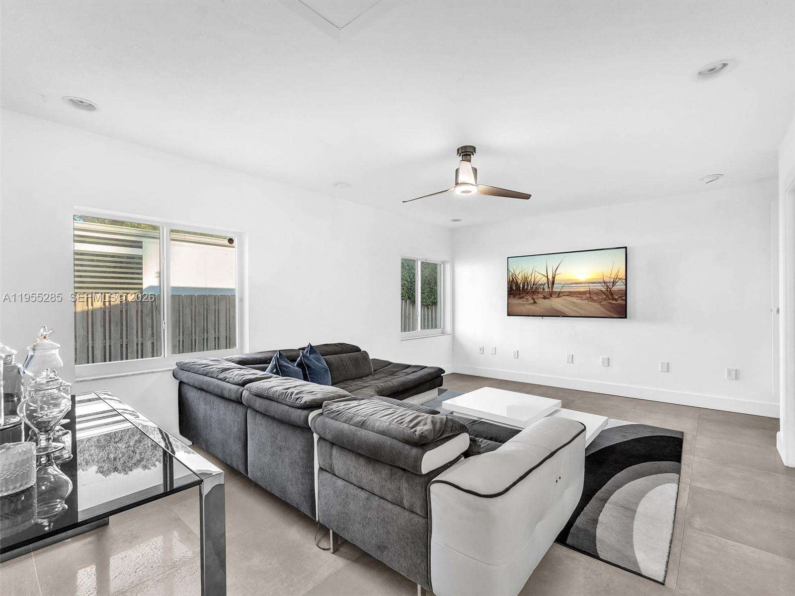 1254 Madison St, Hollywood, FL 33019 | Picture 25