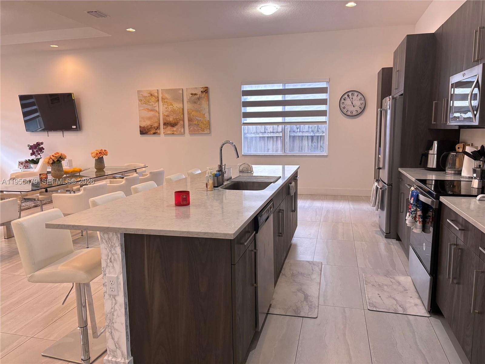 15062 177th Ter, Miami, FL 33187 - For Sale photo 11