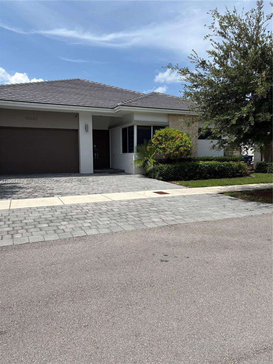 15062 177th Ter, Miami, FL 33187 - For Sale photo 5