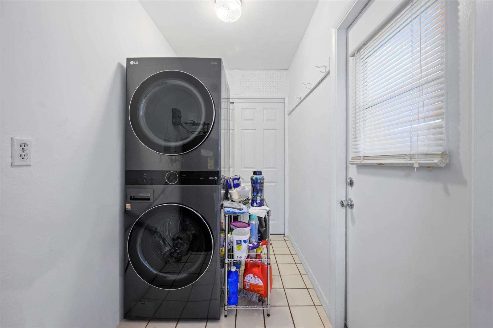 1336 Funston, Hollywood, FL 33019 - For Sale photo 34