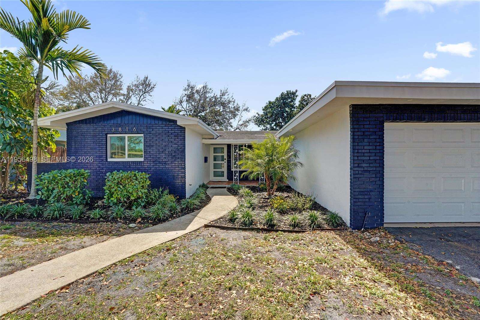 3816 Park Rd, Hollywood, FL 33021 | Picture 1