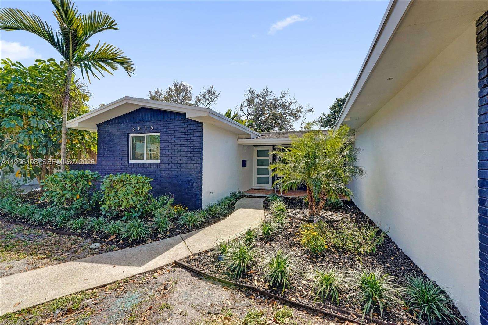 3816 Park Rd, Hollywood, FL 33021 | Picture 3