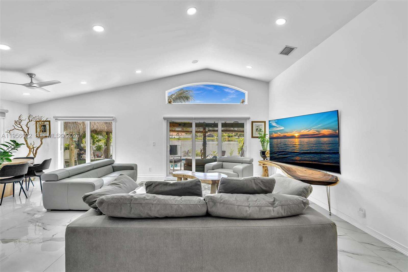 3388 49th St, Hollywood, FL 33312 | Picture 8