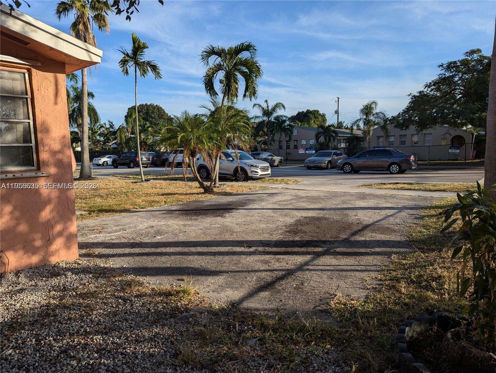 1853 Taft St, Hollywood, FL 33020 | Picture 2