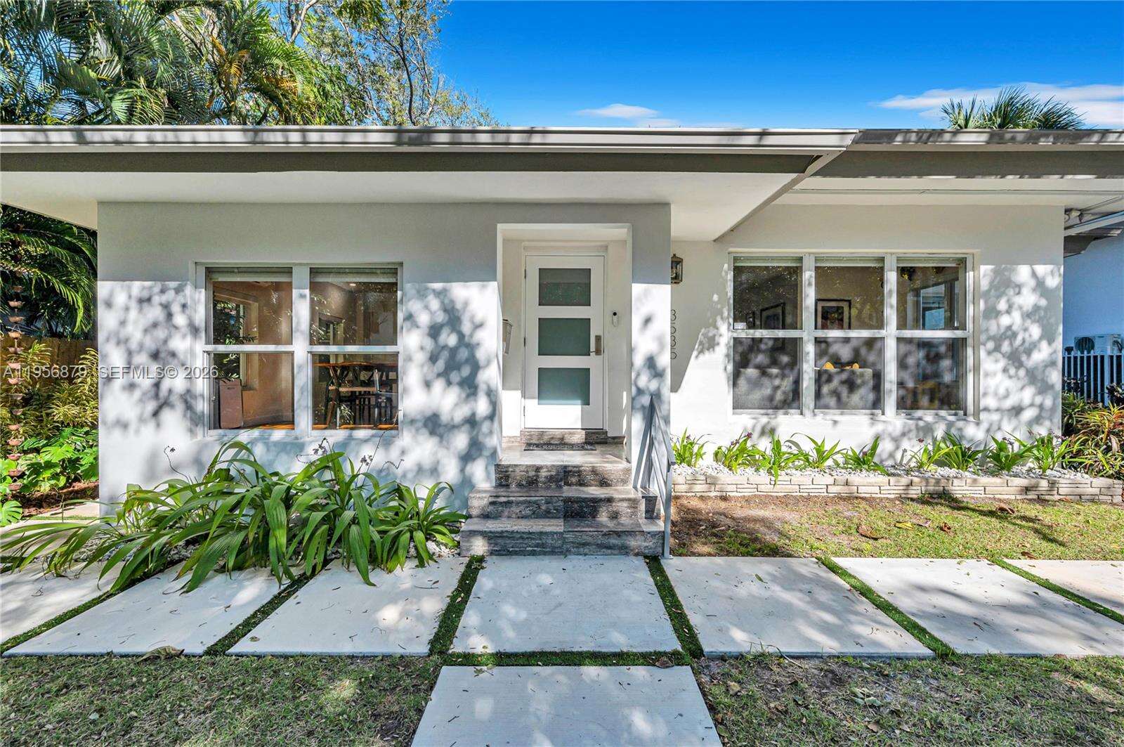 3535 Glencoe St, Miami, FL 33133 | Picture 1