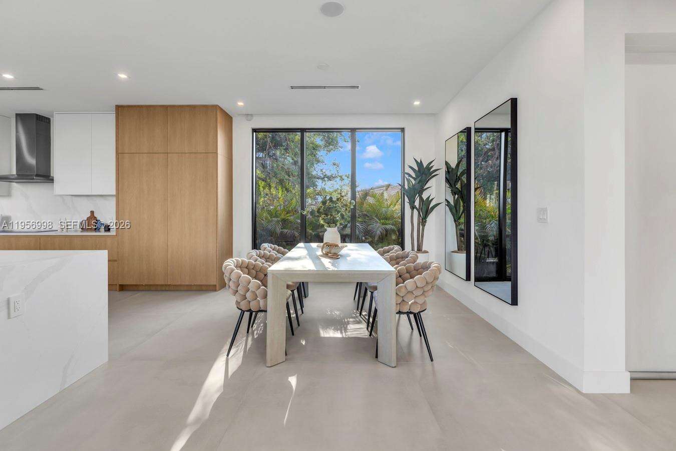 3200 Thomas Ave, Miami, FL 33133 | Picture 14