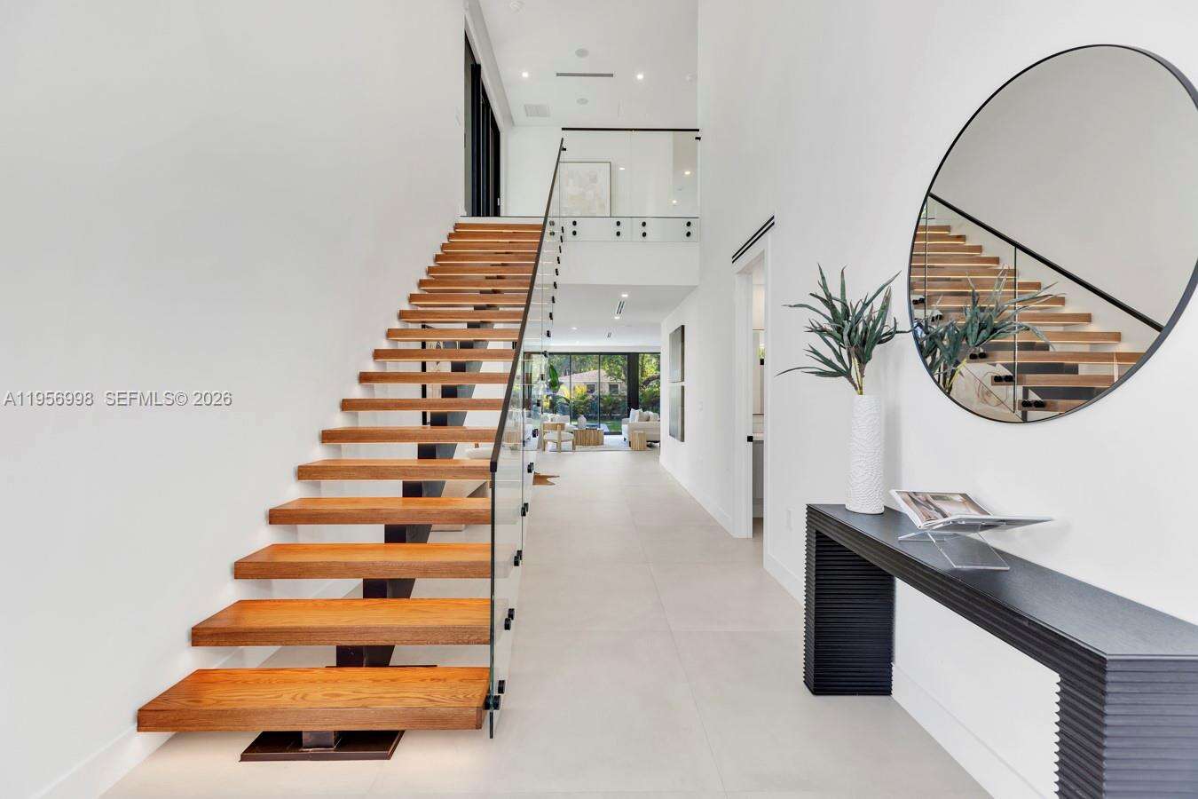 3200 Thomas Ave, Miami, FL 33133 | Picture 22