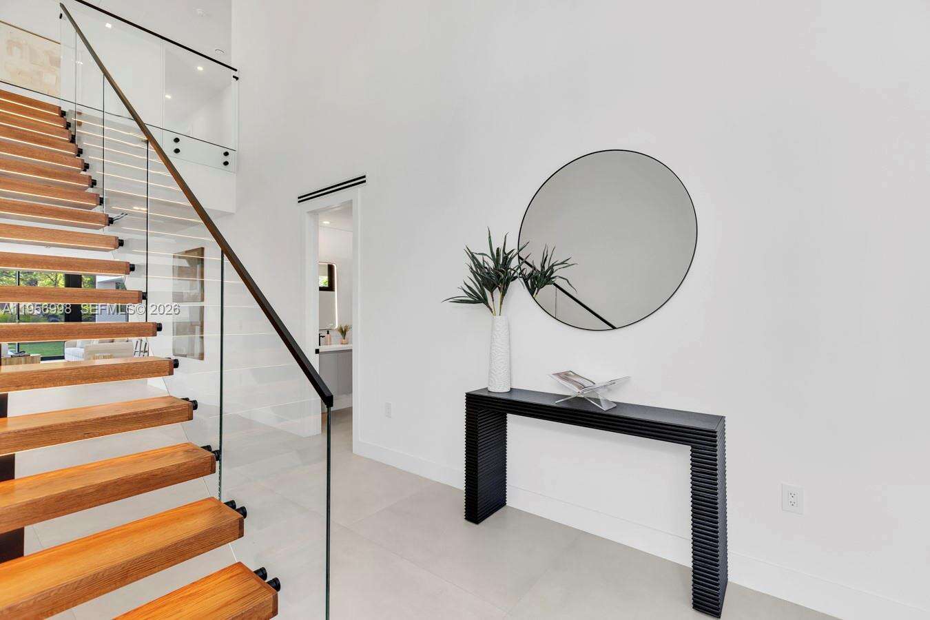 3200 Thomas Ave, Miami, FL 33133 | Picture 23